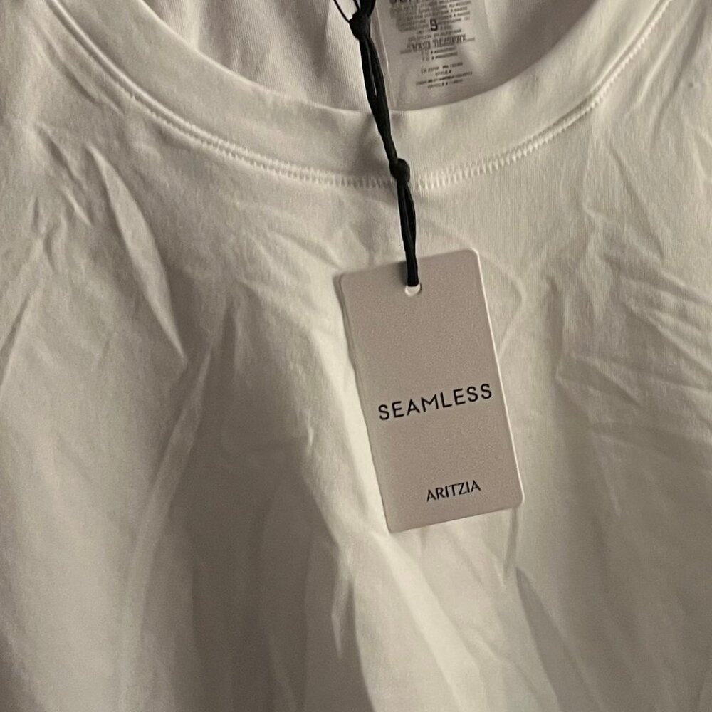 ARITZIA NEW WITH TAGS seamless white longsleeve top